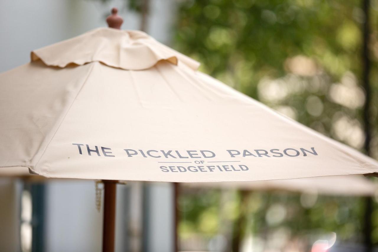 The Pickled Parson Of Sedgefield Hotel Exterior photo